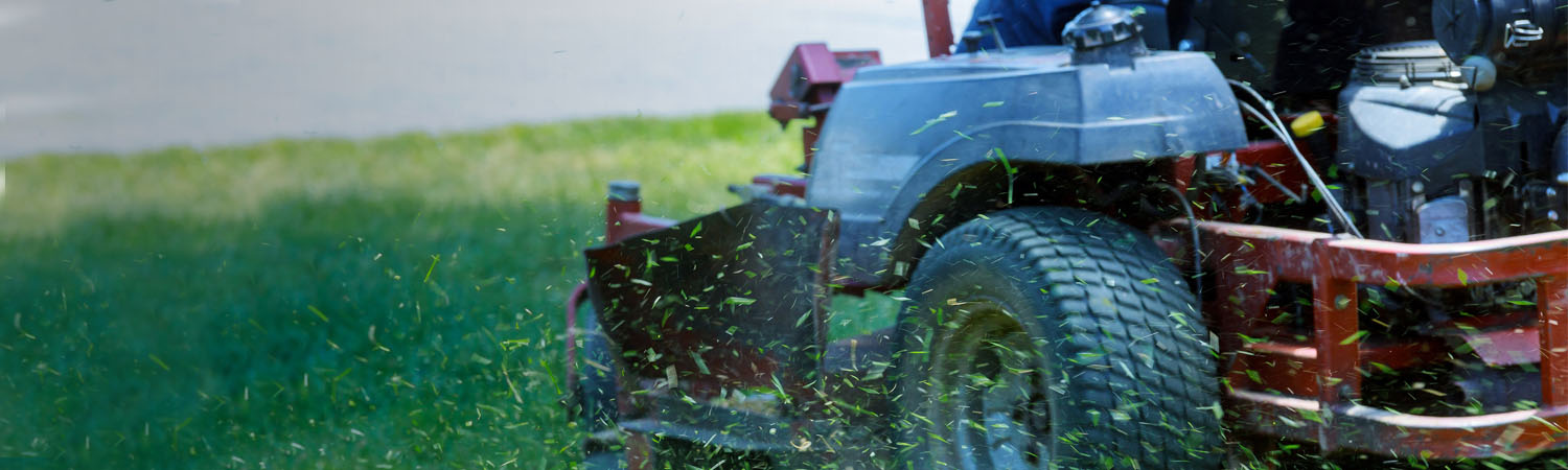 Lawn tractor hotsell clearance sale